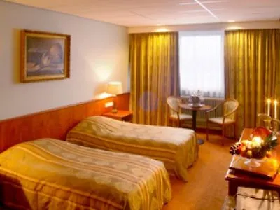 ****  Hotel De Rustende Jager Nieuw-Vennep Niederlande
